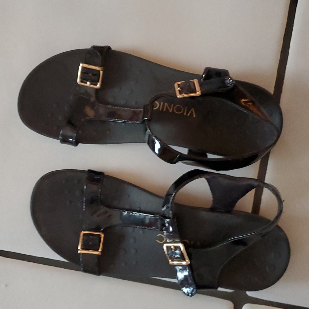 Vionic sandals